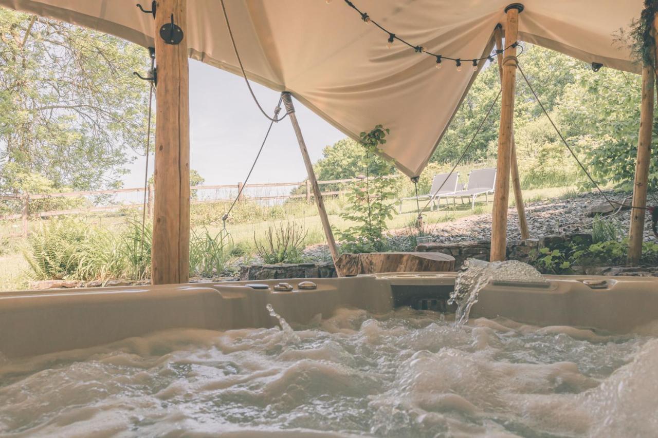 Romantic Getaway - Sauna And Jacuzzi - El Clandestino Стумон Экстерьер фото